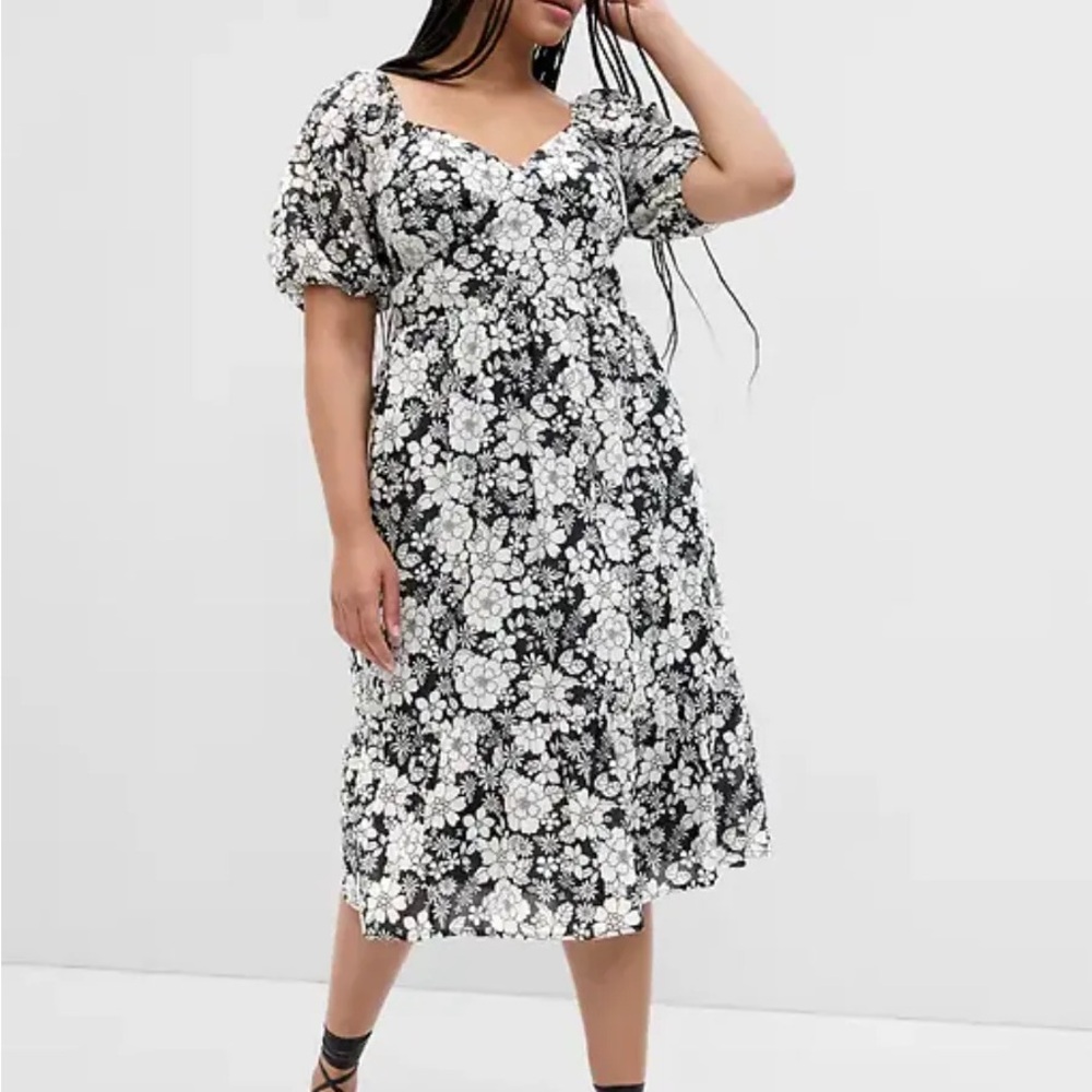 Gap Puff-Sleeve Metallic Floral Midi Dress in Black & White